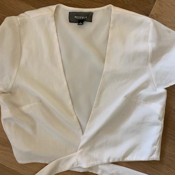 White silky wrap crop top - Picture 3 of 4